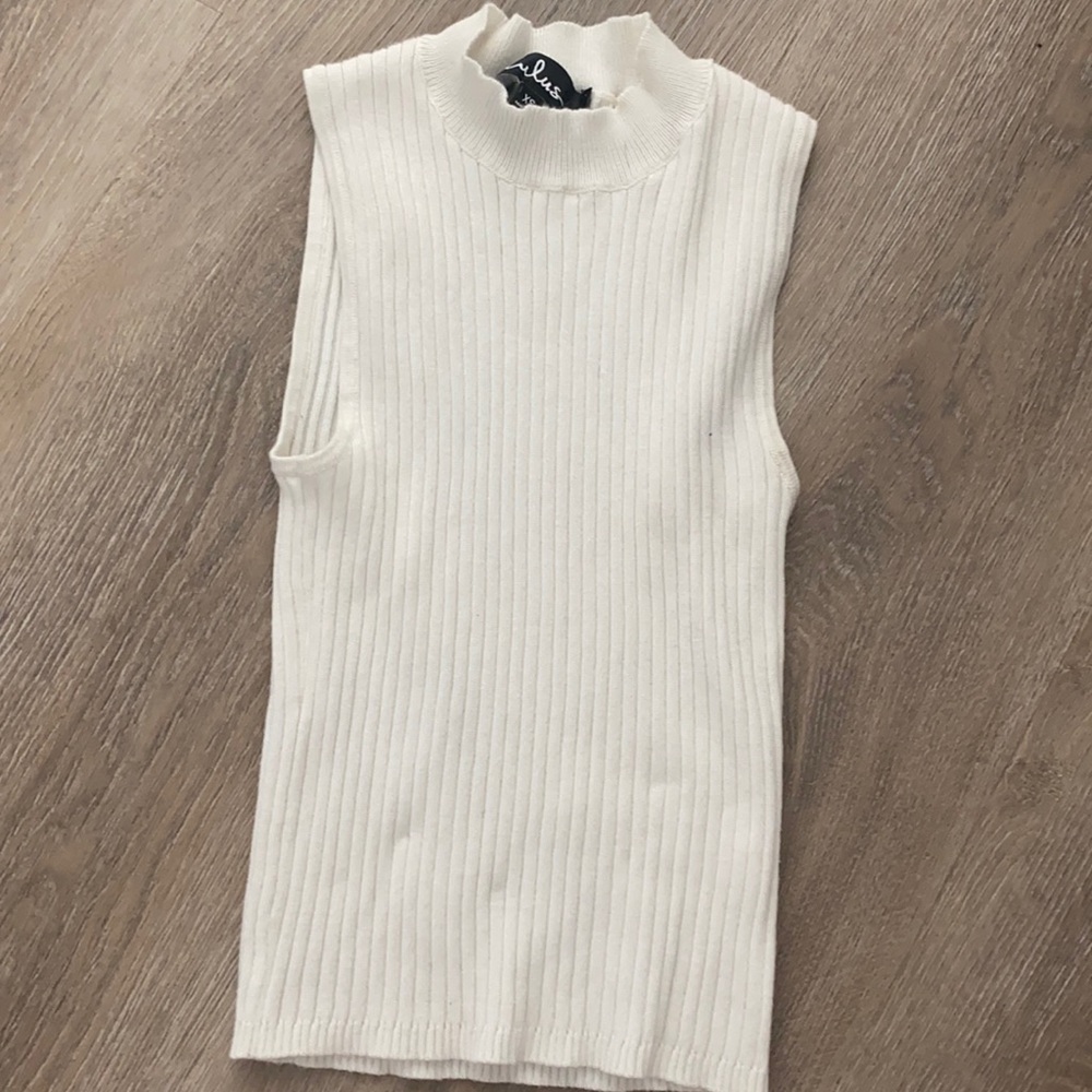 Lulus textured, turtleneck crop